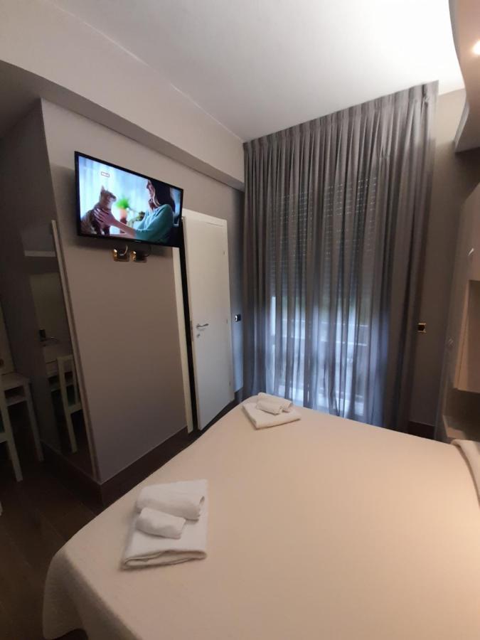 Hotel Royal Plaza Rimini Exterior foto
